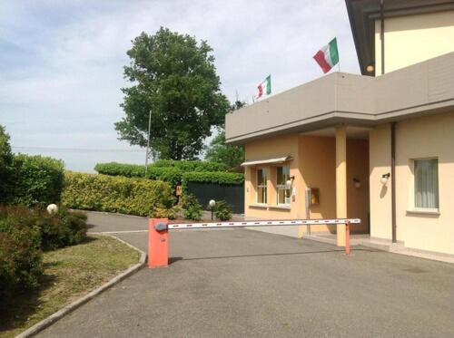 Hotel Motel Fiore Fiorenzuola dʼArda Zewnętrze zdjęcie