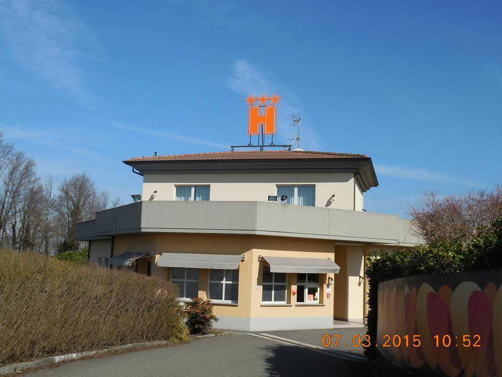 Hotel Motel Fiore Fiorenzuola dʼArda Zewnętrze zdjęcie