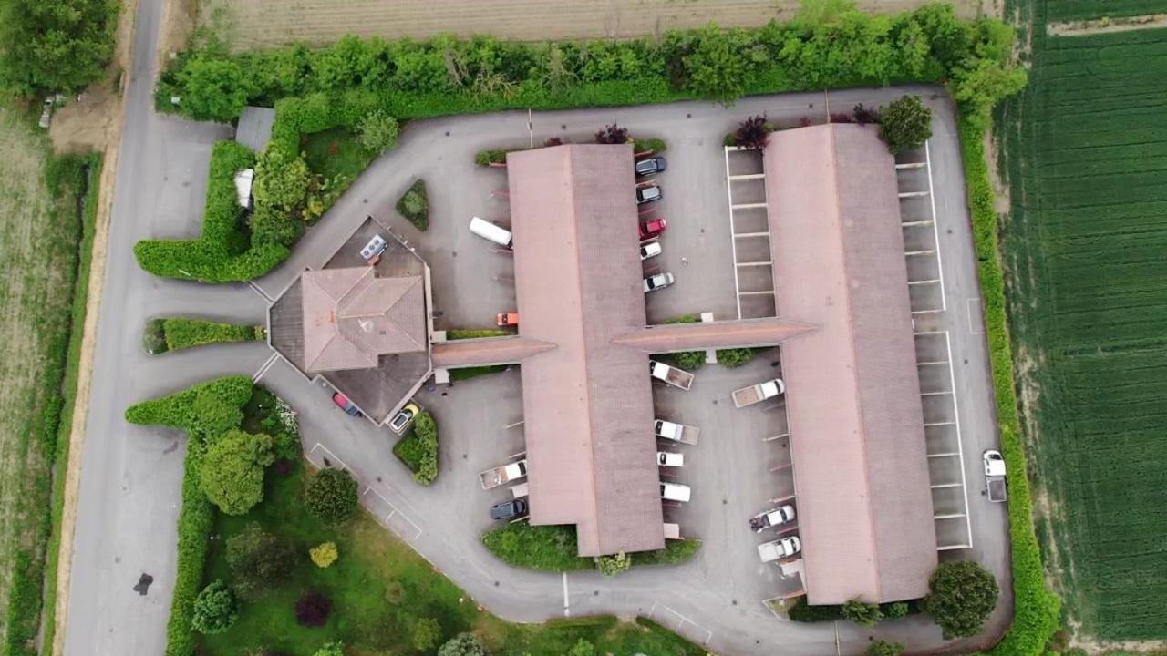 Hotel Motel Fiore Fiorenzuola dʼArda Zewnętrze zdjęcie
