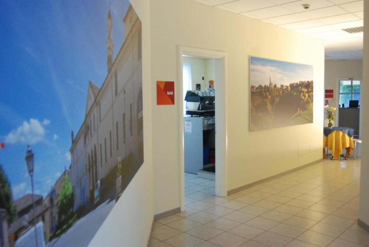 Hotel Motel Fiore Fiorenzuola dʼArda Zewnętrze zdjęcie